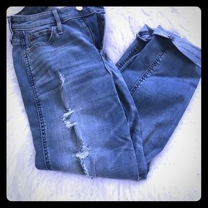 NWOT! High-waist Boyfriend Jeans